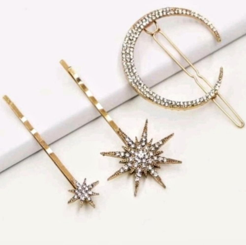 Stellar hairpin set; available in bright gold; 3 pieces; NWOT